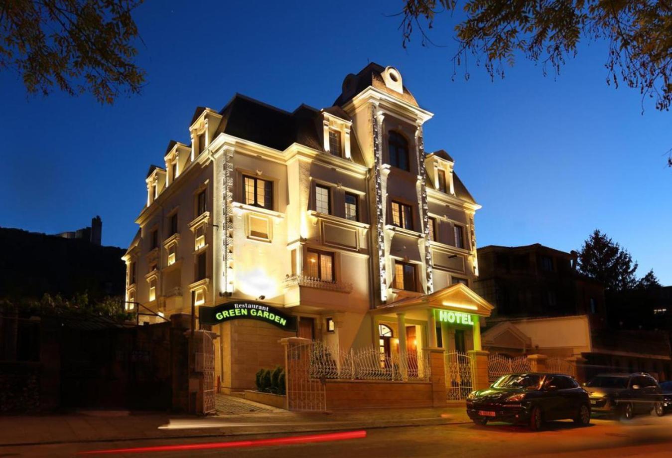 Hotel Green Garden Shumen Esterno foto