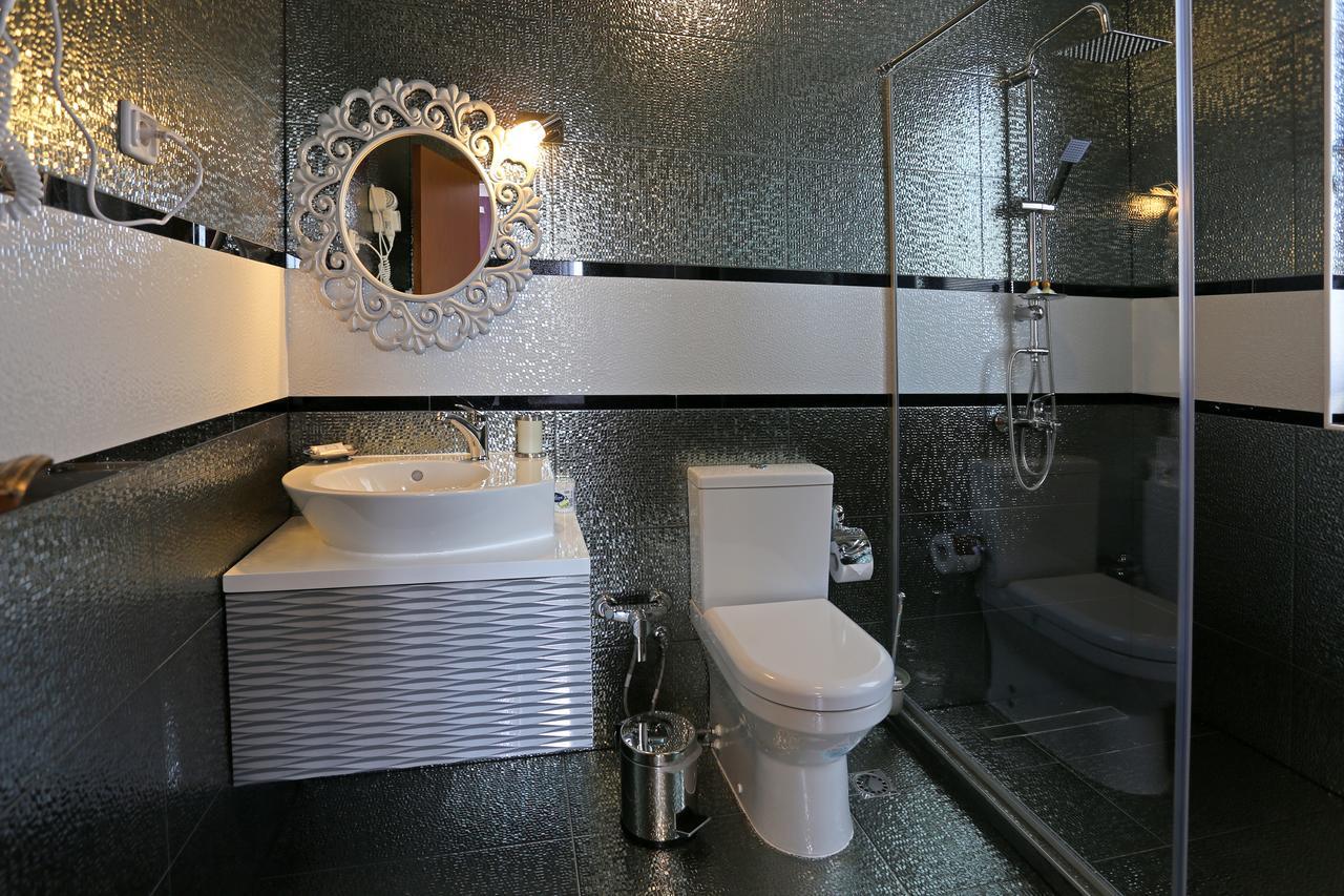 Hotel Green Garden Shumen Esterno foto